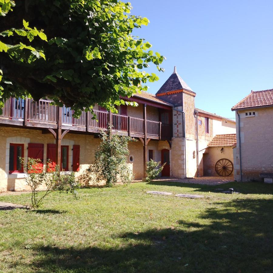 Вилла Au Repos Des Elfes Braye-sous-Faye Экстерьер фото